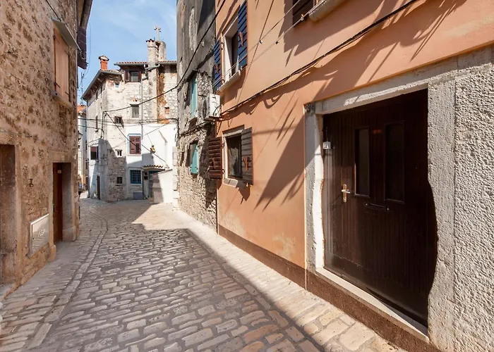 House Elisabeth - A Charming Old Town Property